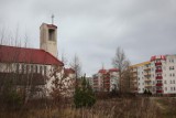 Łódź: na Olechowie boją się nadmiaru decybeli z kościelnej wieży
