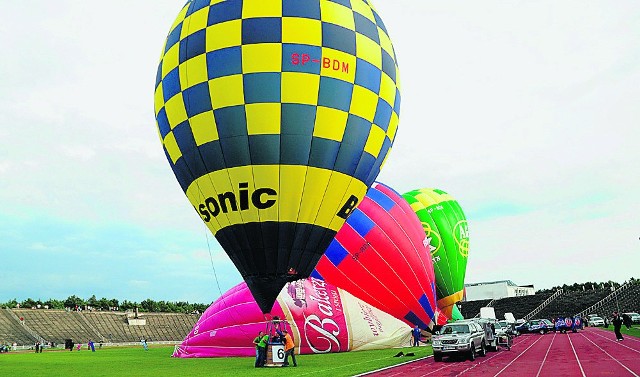 W I Zawodach Balonowych o Puchar Prezydenta Piły startowało osiem załóg