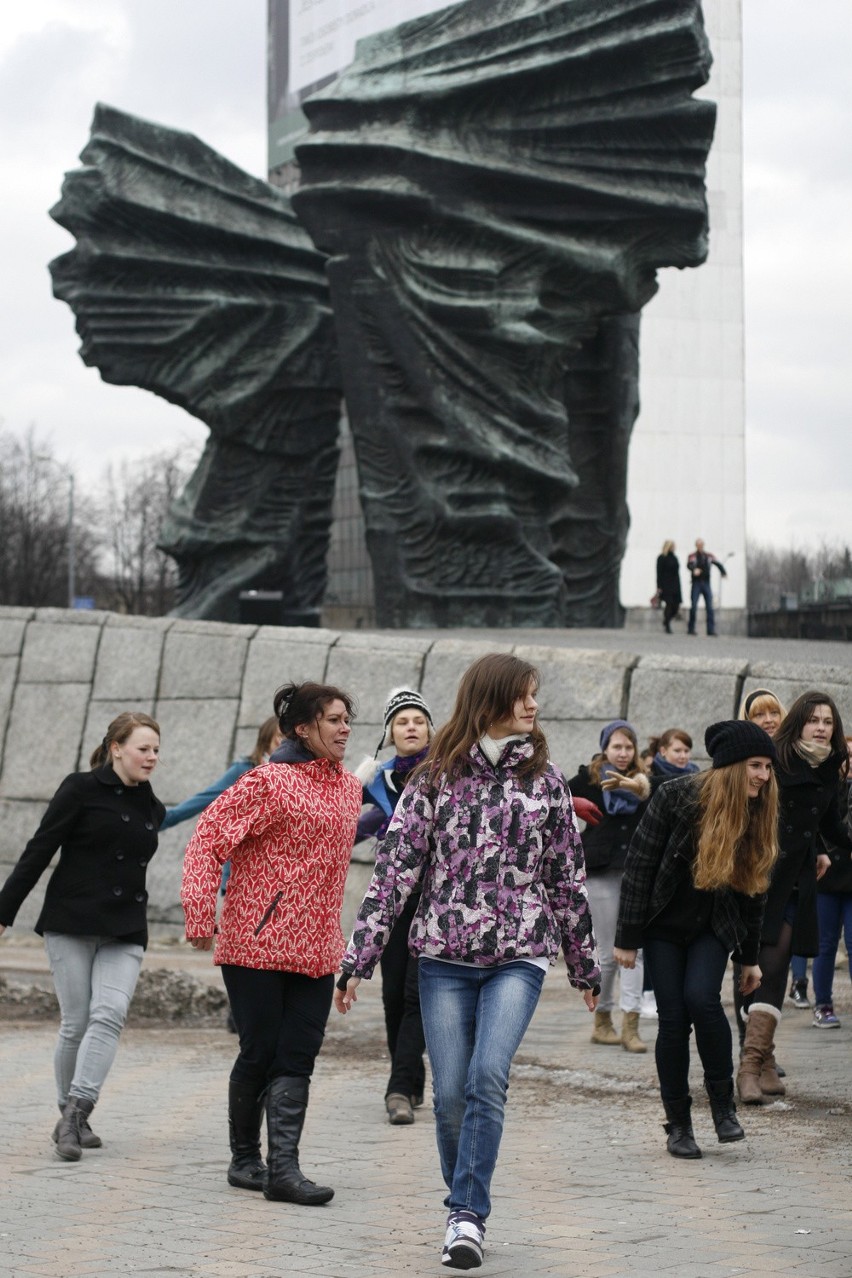 Taneczny flashmob w Katowicach [ZDJĘCIA]