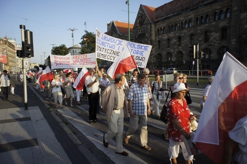 Tradycyjnie 10 dnia każdego miesiąca odbywają się w Poznaniu...