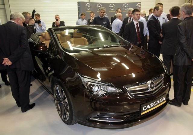 Opel cascada - premiera w Gliwicach