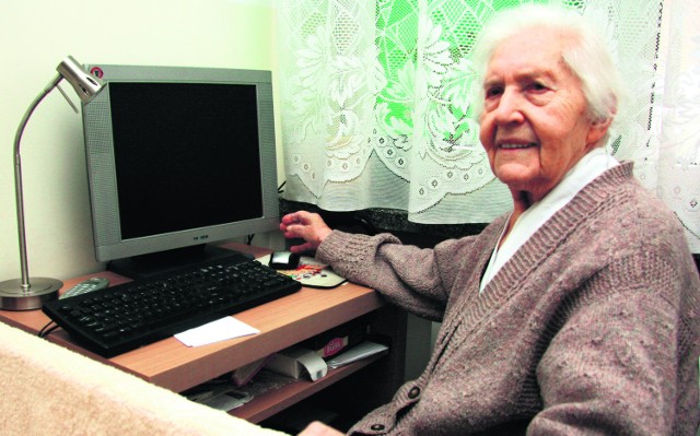 Komputer to dla 87-letniej Barbary Głuch okno na świat