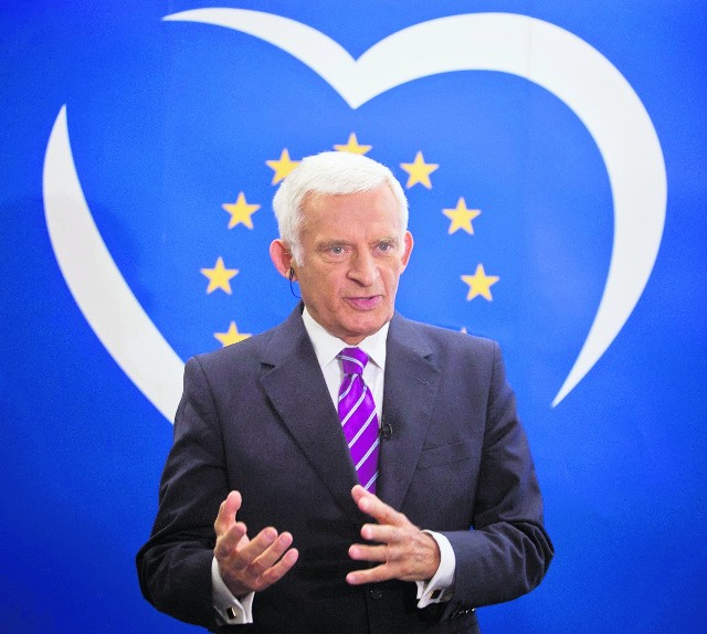 Jerzy Buzek kierował Parlamentem Europejskim 2,5 roku
