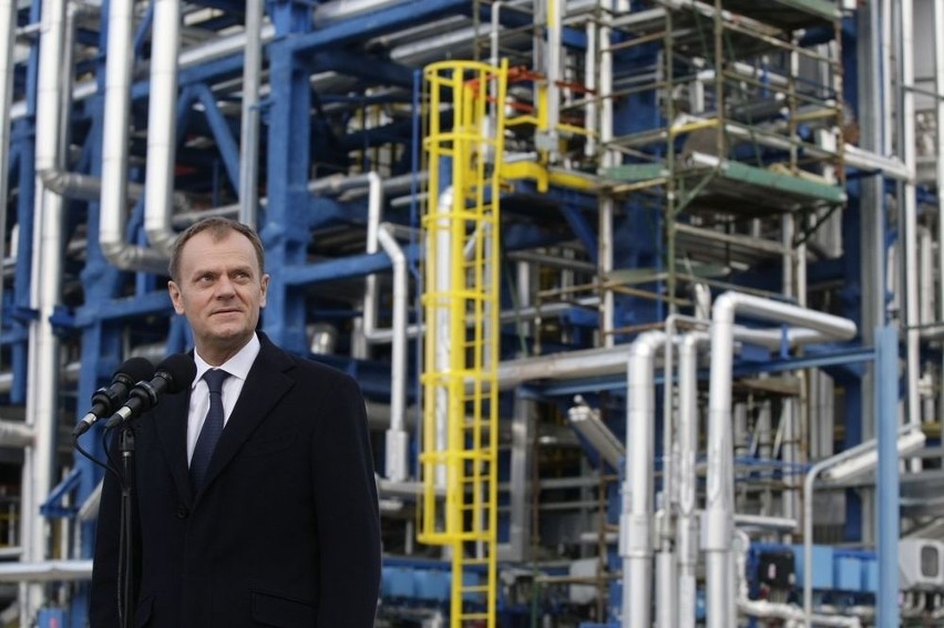 Premier Tusk w gdańskiej rafinerii (ZDJĘCIA)