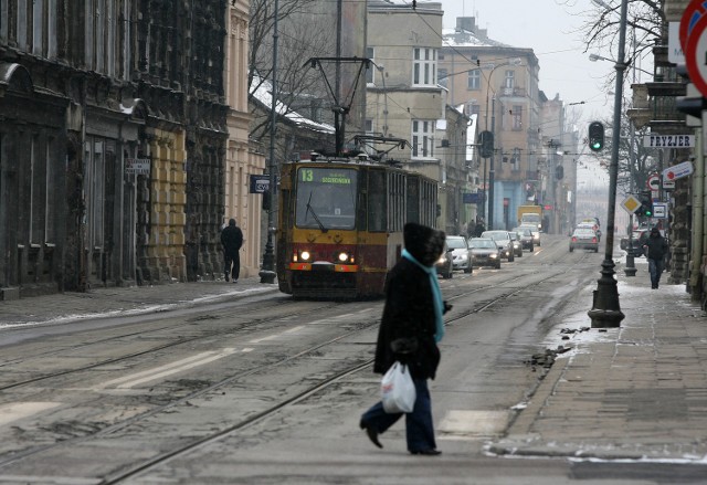 Łodzianie najbardziej skarżą się na rozkład jazdy weekendowy. Godziny kursów wielu linii pokrywają się.