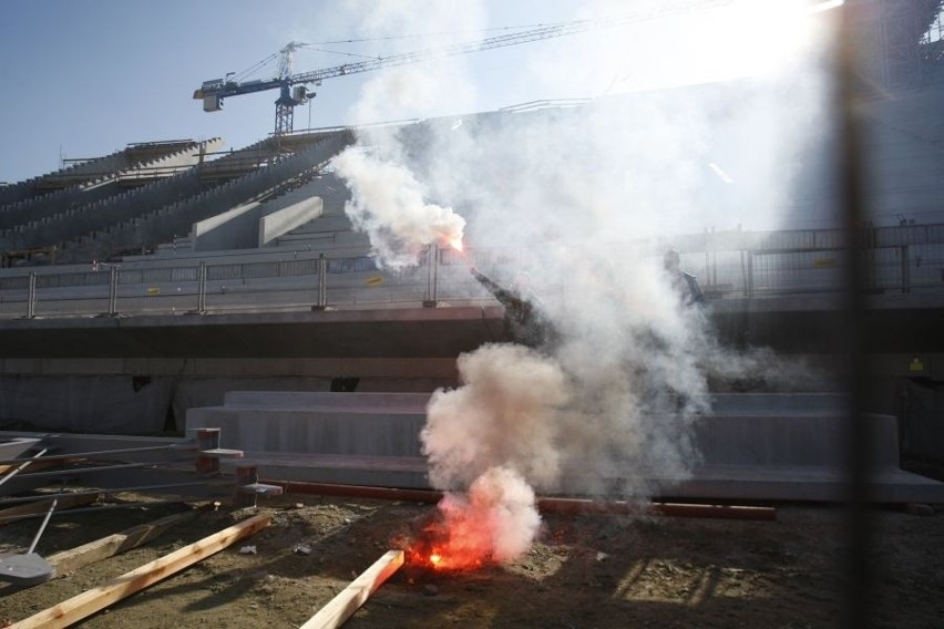 Wrocław: Drzwi otwarte stadionu na Pilczycach (Zdjęcia)