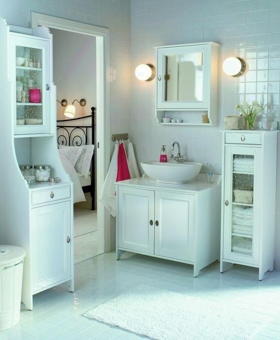 Flaren, IKEA, komplet mebli łazienkowych w romantycznym...