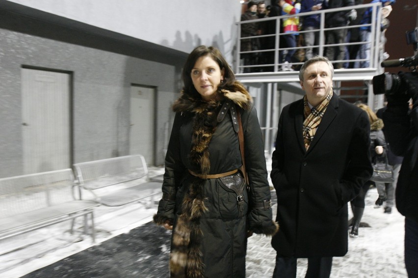 Minister Mucha otworzyła w Katowicach lodowisko na terenie AWF [ZDJĘCIA]