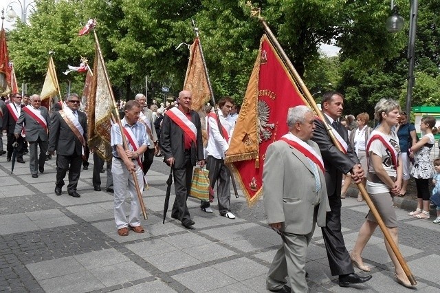 Boże Ciało w Częstochowie: Procesja przeszła Aleją NMP [ZDJĘCIA]