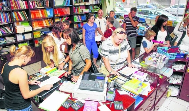 Zakup wszystkich niezbędnych podręczników przerasta domowy budżet wielu rodzin