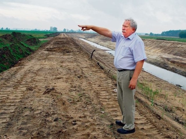 Burmistrz Jutrosina Zbigniew Koszarek stara się załagodzić konflikt