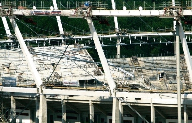 Tak Stadion Śląski wyglądał wczoraj - czekanie na montaż dachu wciąż się przeciąga