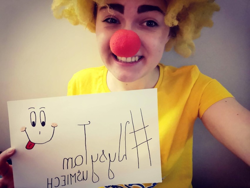 Wysyłam uśmiech. Akcja mobilizacja Fundacji Dr Clown[FOTO]