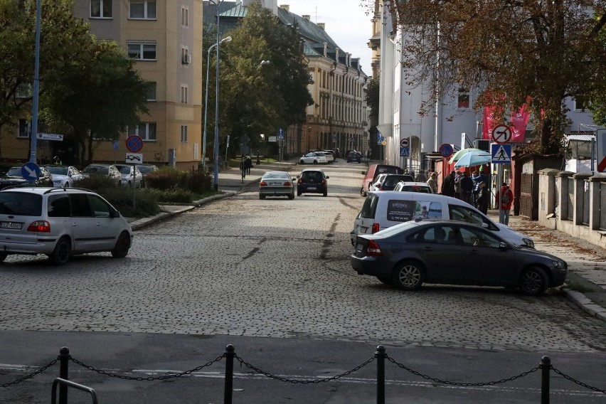 Zakończył się pierwszy etap remontu ulicy Partyzantów w Legnicy, zobaczcie zdjęcia