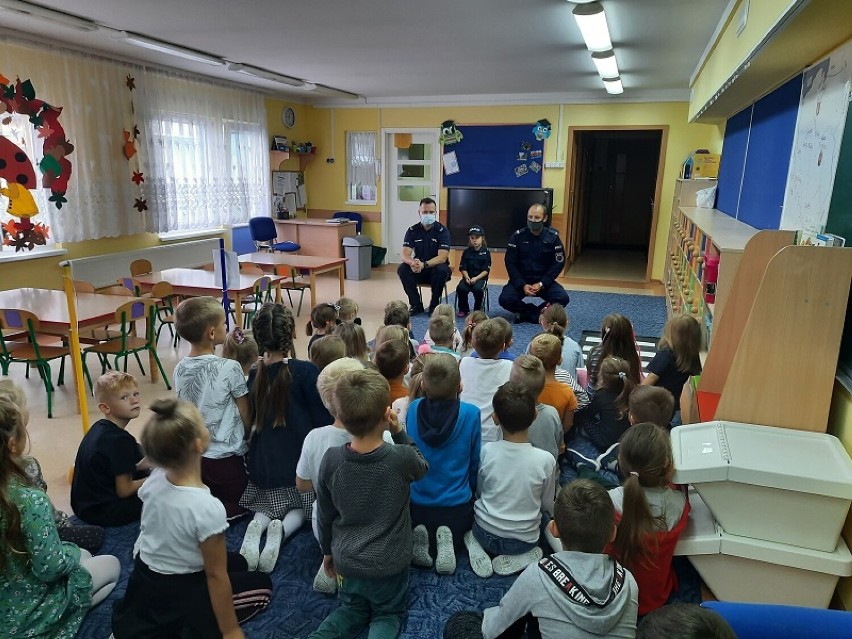 Policjanci w przedszkolu w Sztumie