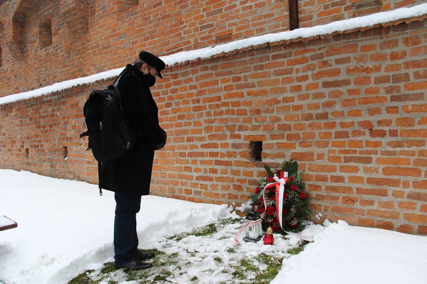 Skromne obchody Międzynarodowego Dnia Pamięci o Ofiarach Holokaustu w Jarosławiu [FOTO]