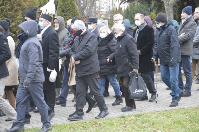 W ostatniej drodze towarzyszyło mu wielu głogowian