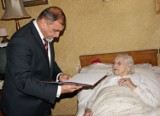 Pani Janina, optymistyczna 100-latka z Żywca. Premier napisał do niej specjalny list z życzeniami!