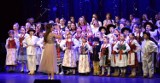 Koncert "Kolęda Razem" na scenie Oświęcimskiego Centrum Kultury. Piękne widowisko z udziałem artystów kilku pokoleń. Zdjęcia