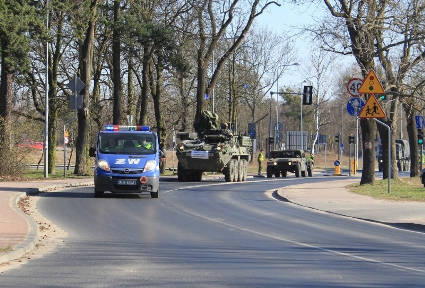 Nasz fotoreporter sfotografował konwój w podpoznańskim...