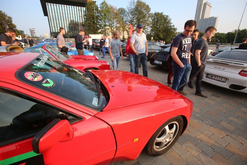 Porsche Parade 2017 w Katowicach pod Spodkiem [ZDJĘCIA]