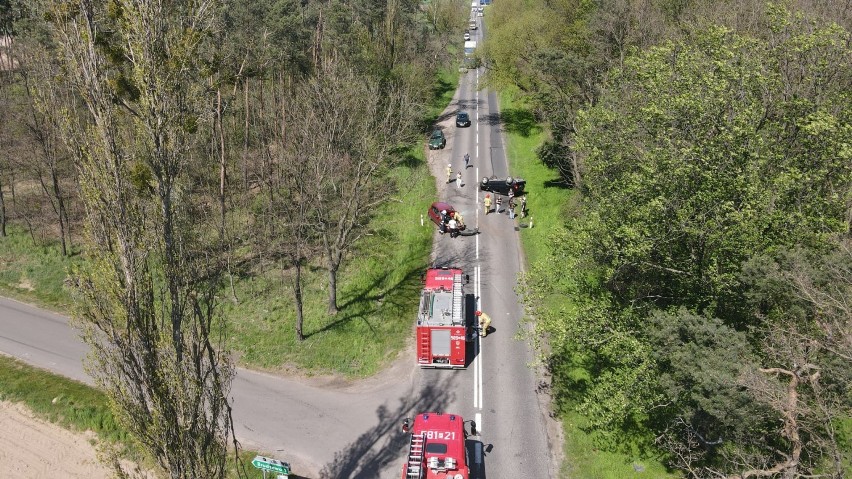 Gmina Strzałkowo. Groźny wypadek w Brudzewie. 9 osób trafiło...