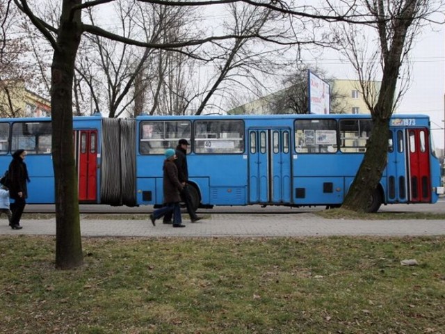 Mieszkańcy os. Nałkowskich chcą, aby na ich osiedle częściej ...