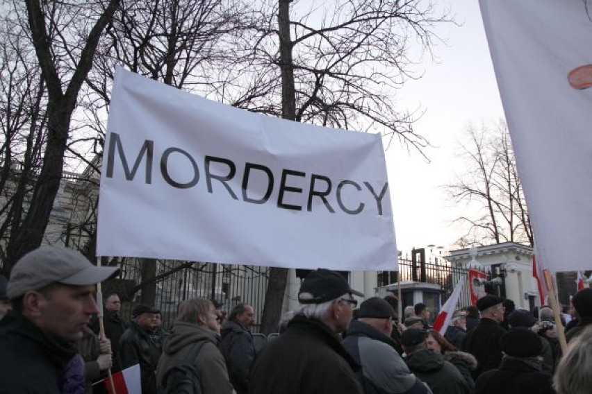„Putin Morderca”, czyli protest pod ambasadą rosyjską.