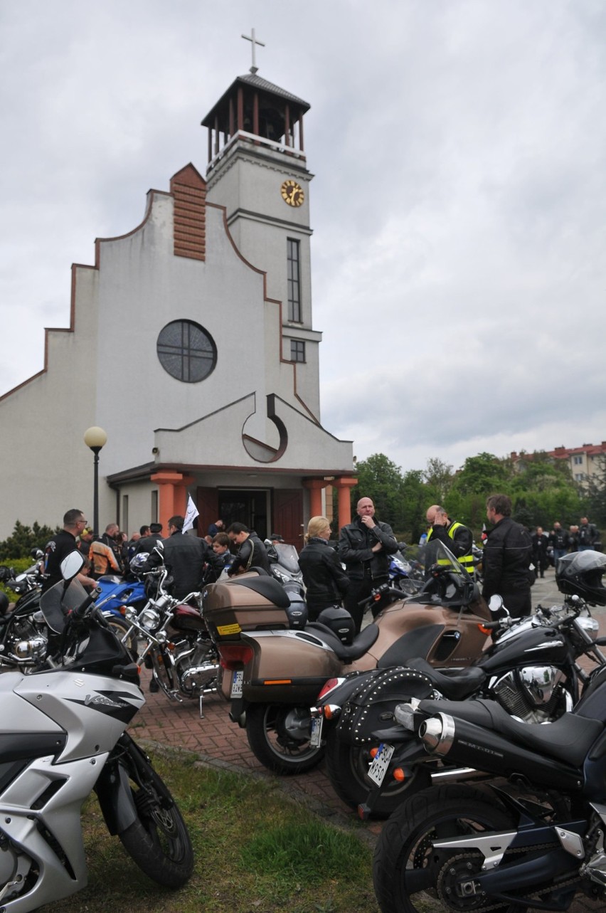 Motocykliści z Kostrzyna i innych miejscowości rozpoczęli...