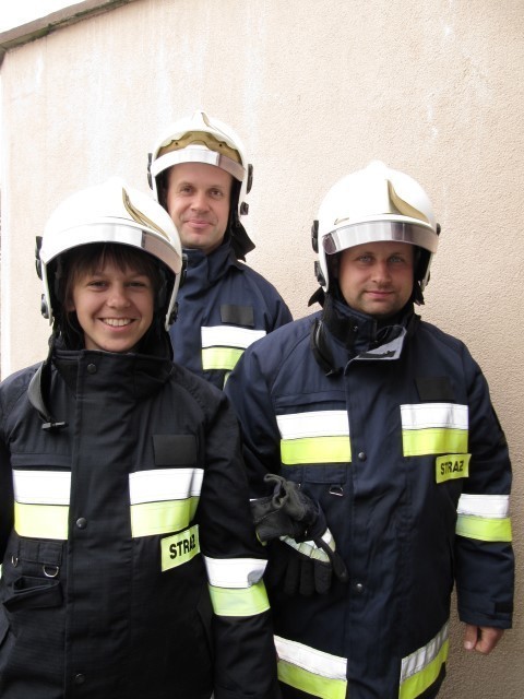 Strażacy OSP po egzaminie praktycznym. Wszyscy pozytywnie zakończyli testy