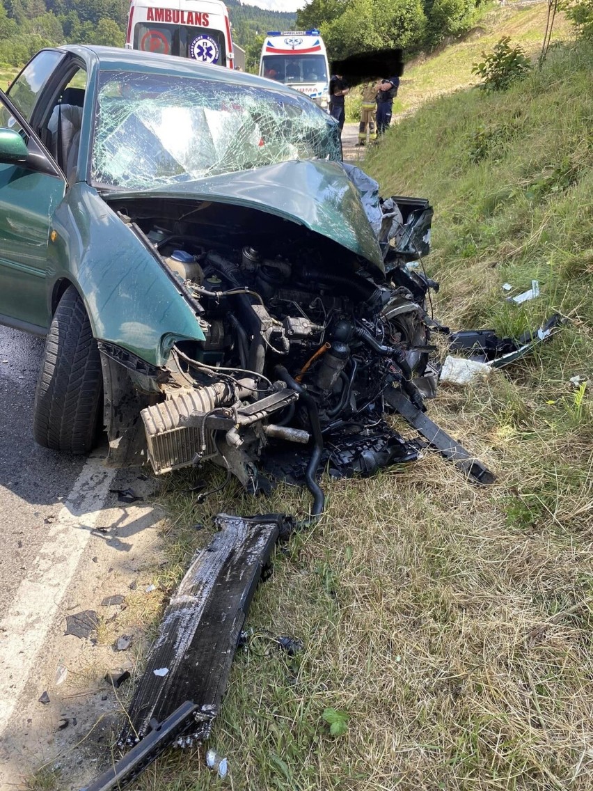 Wypadek na drodze wojewódzkiej w Czasławiu