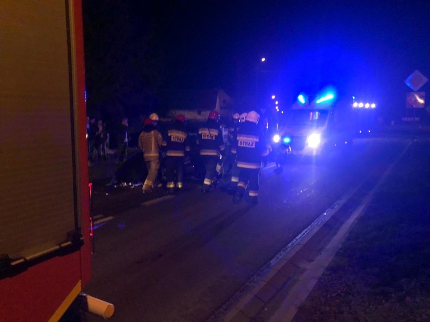 Wypadek w w Morakowie pod Gołańczą. Dachował samochód [ZDJĘCIA]