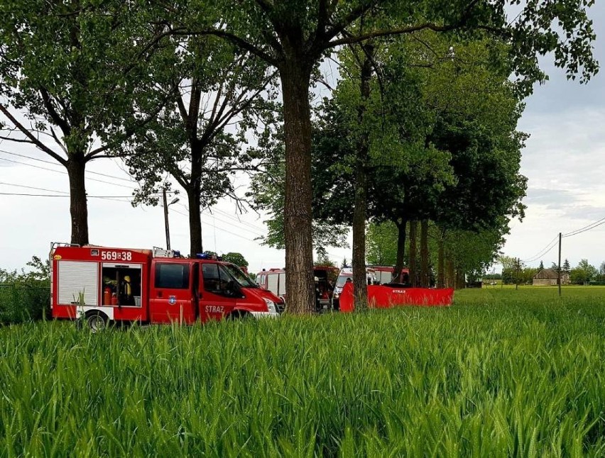 Tragiczny wypadek niedaleko powiatu wągrowieckiego. Nie żyje uczennica i jej ojciec 