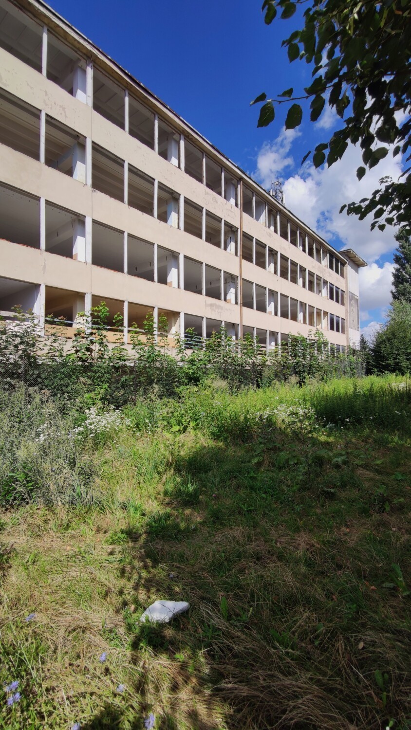 Biblioteka Pedagogiczna w Piotrkowie - rozbiórka starej...