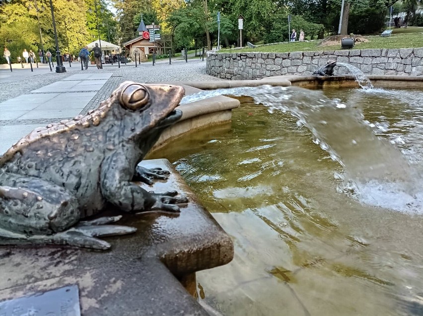 Świeradów-Zdrój piękne uzdrowisko u stóp Gór Izerskich. Coś...