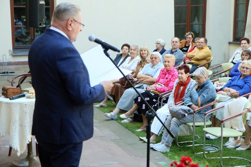 Ogólnopolska akcja Narodowego Czytania w Lublinie. Zobacz, jak spędzili ten dzień lublinianie [ZDJĘCIA]