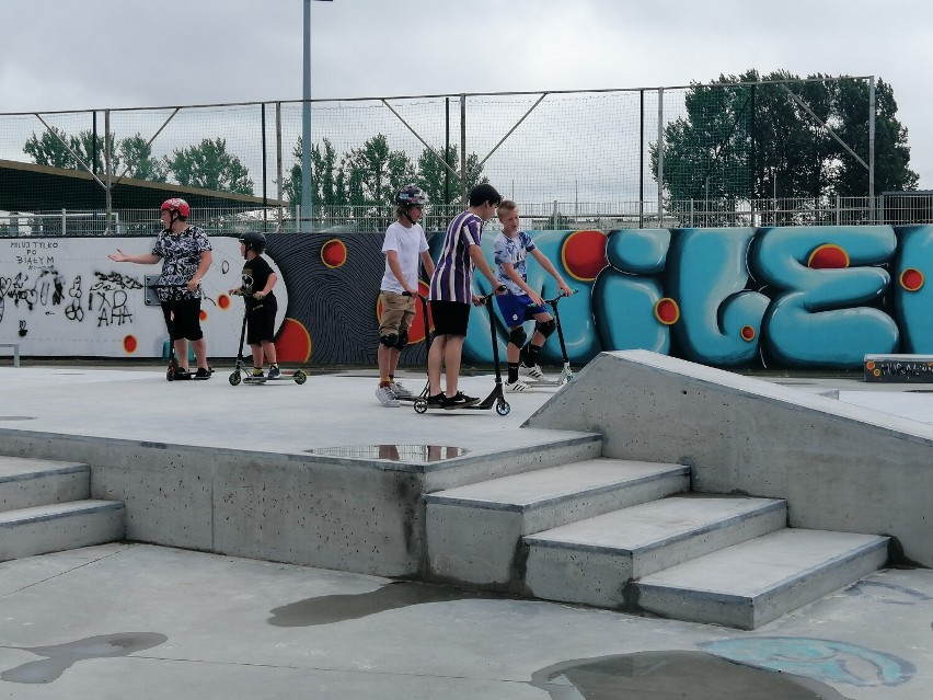 Skate Park w Kołobrzegu już prawie gotowy. Ktoś go już przetestował