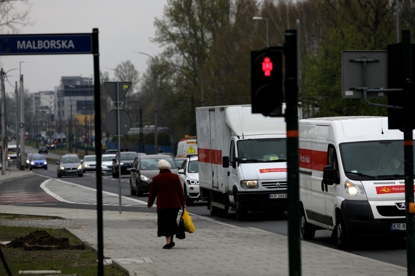 17.04.2019 krakow, 
ul. wielicka i malborska, skrzyzowanie...