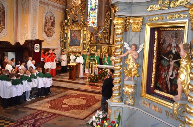 W Sieradzu z funduszy unijnych korzysta m.in. Parafia Rzymsko-Katolicka pw. Wszystkich Świętych fot. Marek Niedźwiecki