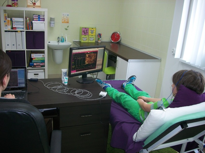 Trening EEG-Biofeedback w gabinecie psychologicznym KiD w Rumii