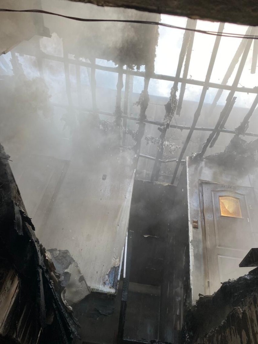 Strażacy ze Stargardu i okolic gasili 24 marca pożar domu w...