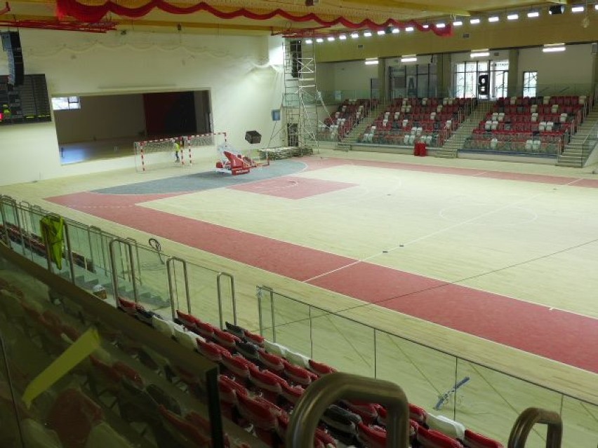 Zobacz zdjęcia nowej hali sportowej w Gnieźnie