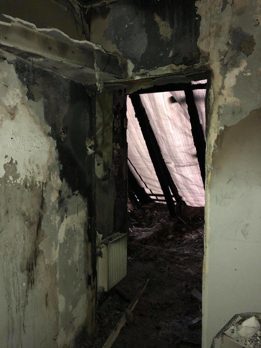 Po pożarze w Starej Dąbrowie jest zrzutka na remont spalonego mieszkania. Pani Klaudia liczy na pomoc. Wójt gminy też apeluje o wsparcie