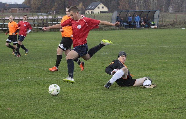 Kaszubia Starzyno - Zatoka 95 Puck 7:2. Piłkarski Serwis Powiatu Puckiego