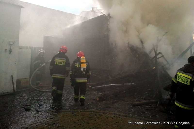 PSP Chojnice: Strażacy gasili pożar stodoły w Swornegaciach [ZDJĘCIA]