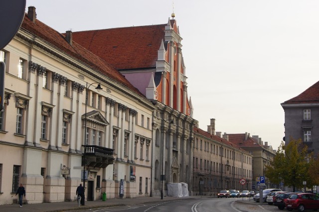 Trwają prace konserwatorskie w kaliskim kościele garnizonowym