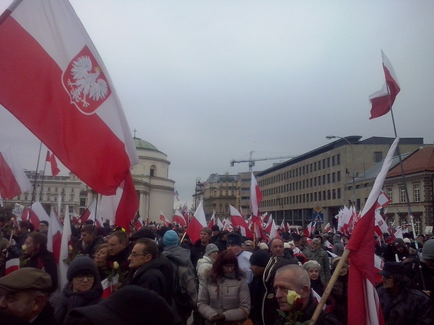 Rzeszowianie wzięli udział w Marszu w Obronie Demokracji i Wolności Mediów w Warszawie