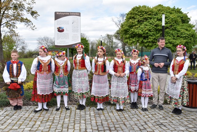 Mieszkańcy Wołczyna uczcili rocznicę uchwalenia Konstytucji 3 Maja uroczyście i na wiele sposobów.