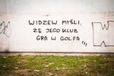 "ŁKS robi herbatę z wody po pierogach", "Widzew myśli, że jego klub gra w golfa". Autor łódzkich sentencji na gościnnych występach w stolicy