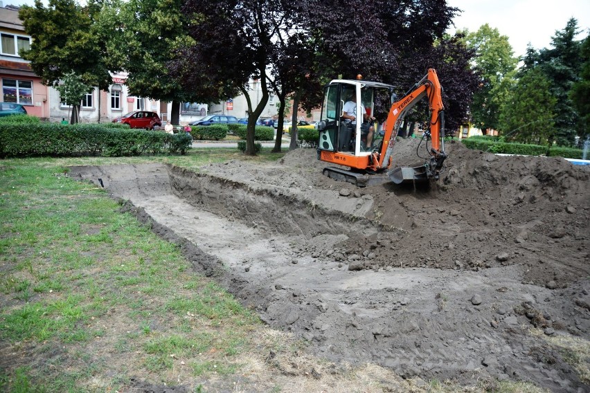 Kolejne prace archeologiczne na Placu Wolności w Kościanie FOTO